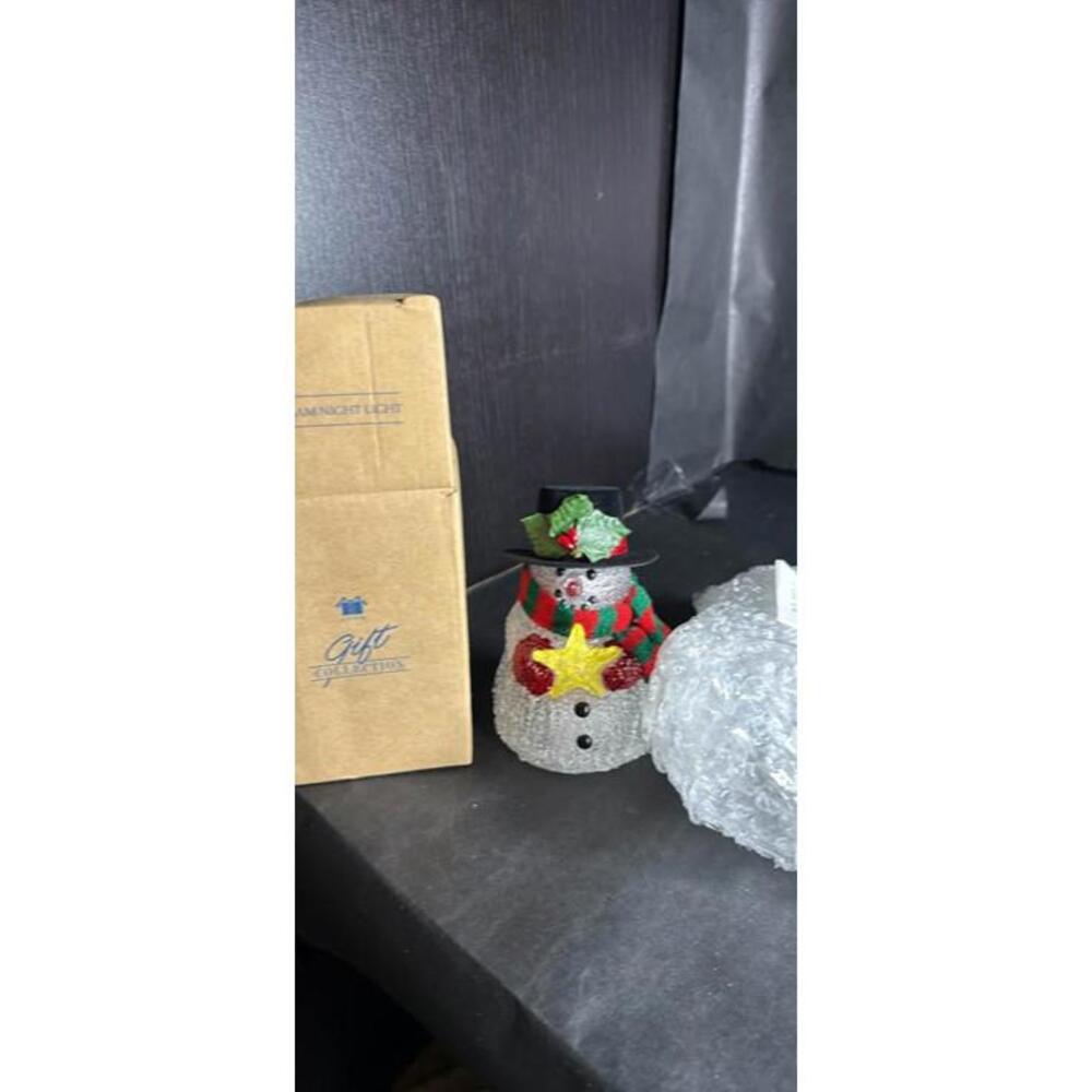 Avon Chilly Sam Christmas Snowman Night Light